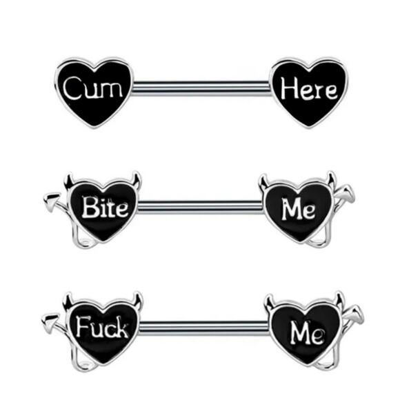 F*ck Me naughty barbell nipple rings pair 14g stainless steel black silver heart - Picture 4 of 4